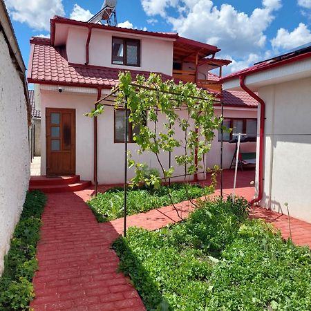 Casa Anne Hotel Мангалия Екстериор снимка